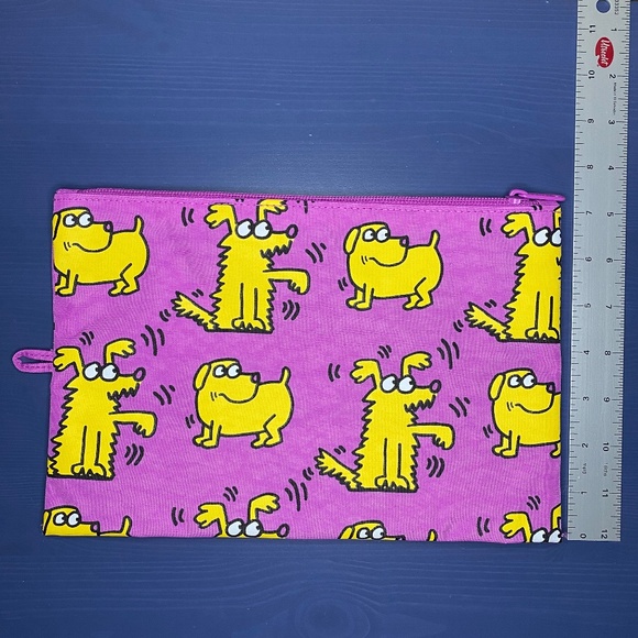 BAGGU Medium Go Pouch Keith Haring Dog Print NWOT - Picture 4 of 9